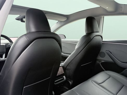 Used 2024 Tesla Model 3 Standard Range RWD image 36