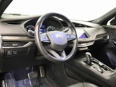 Used 2019 Cadillac XT4 Sport w/ Driver Awareness Package FWD image 14