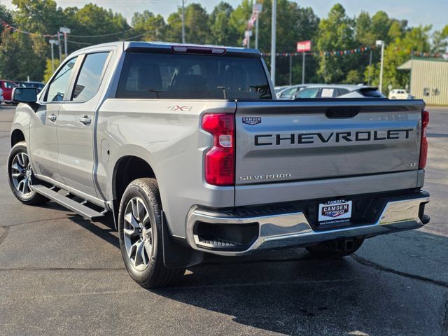Used 2024 Chevrolet Silverado 1500 LT AWD/4WD image 3