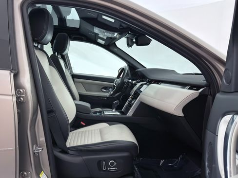 Used 2022 Land Rover Discovery Sport SE R-Dynamic image 24