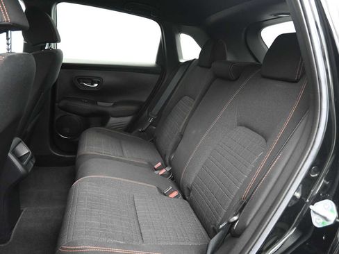 Used 2024 Honda HR-V Sport image 9