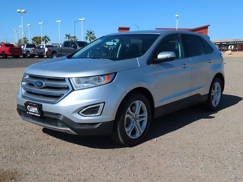Used 2018 Ford Edge Titanium w/ Technology Package AWD/4WD image 7