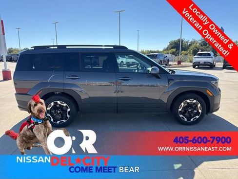 Used 2025 Hyundai Santa Fe SEL image 6