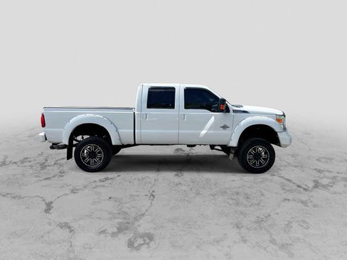 Used 2015 Ford F250 Lariat w/ Lariat Ultimate Package AWD/4WD image 8