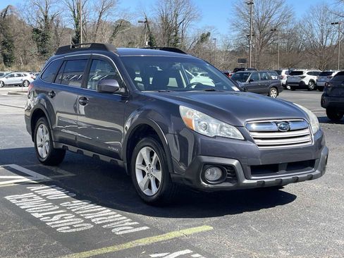 Used 2014 Subaru Outback 2.5i Premium w/ Moonroof Package image 5