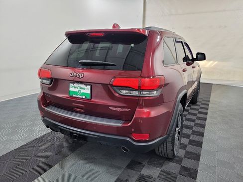 Used 2017 Jeep Grand Cherokee Trailhawk AWD/4WD image 9