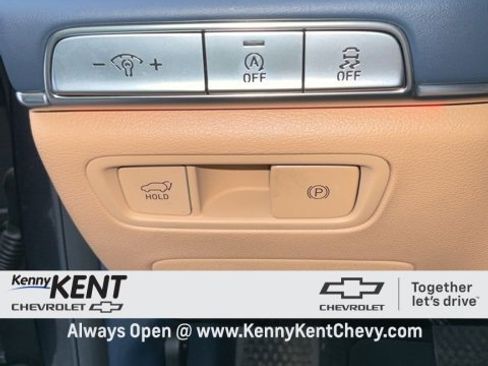 Used 2023 Genesis GV80 2.5T w/ Prestige 20" Package image 30