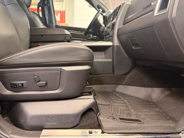 Used 2017 RAM 2500 Limited AWD/4WD image 29
