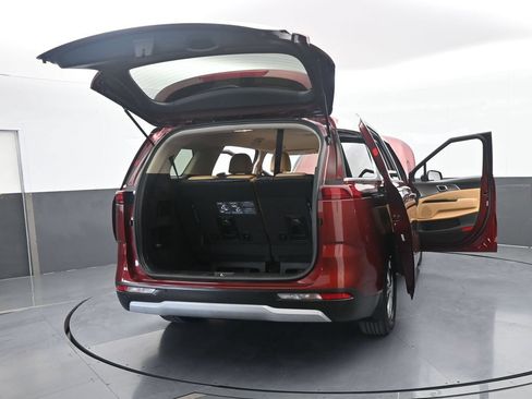 Used 2023 Kia Carnival LX w/ Paint Protection Package FWD image 75