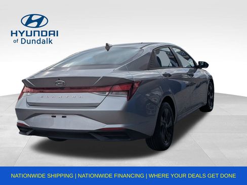 Used 2022 Hyundai Elantra SEL image 8