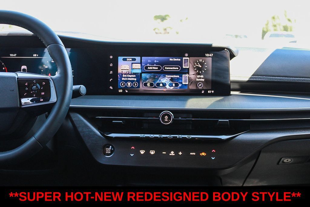 Used 2025 Nissan Murano SV FWD image 13