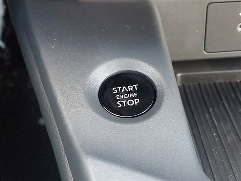 New 2026 Nissan Sentra SR image 17