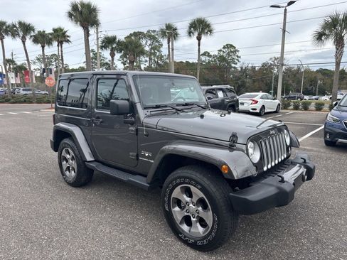 Used 2018 Jeep Wrangler Sahara w/ Connectivity Group image 7