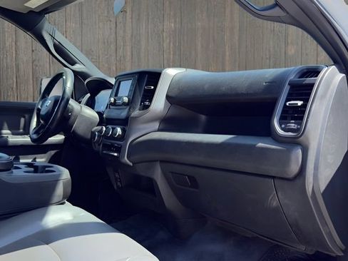 Used 2022 RAM 2500 Tradesman RWD image 16