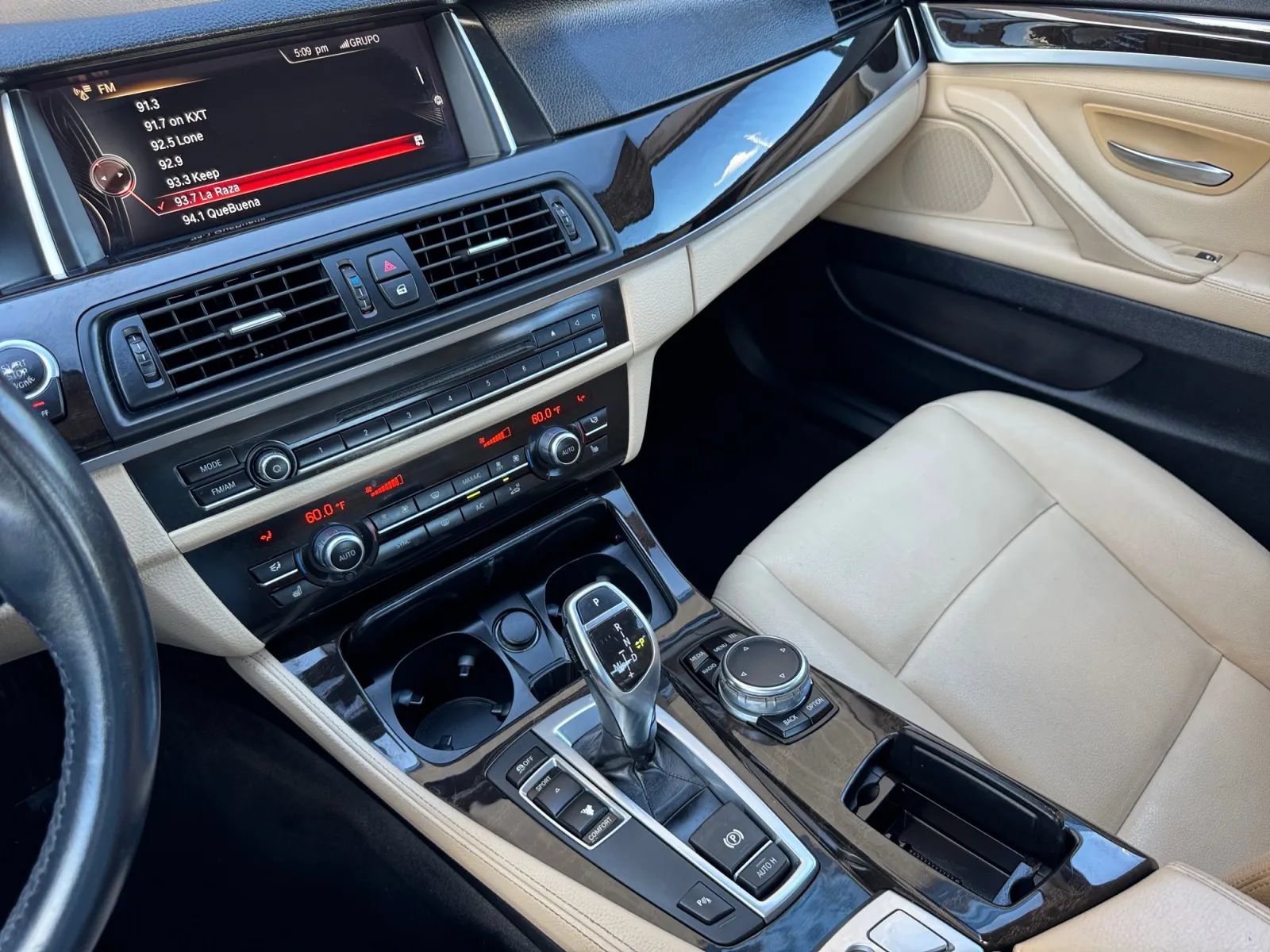 Used 2016 BMW 528i Sedan RWD image 31