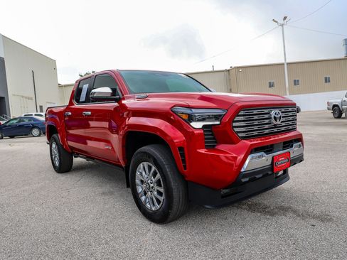 Certified 2026 Toyota Tacoma Limited AWD/4WD image 5