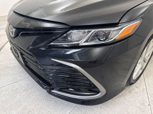 Used 2022 Toyota Camry LE FWD image 14