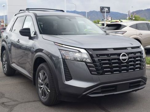 New 2026 Nissan Pathfinder SV AWD/4WD image 9