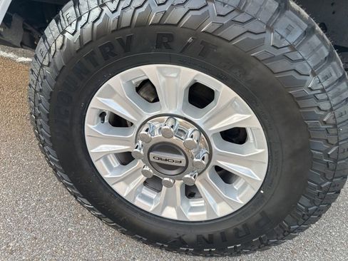 Used 2022 Ford F250 XL w/ STX Appearance Package image 23