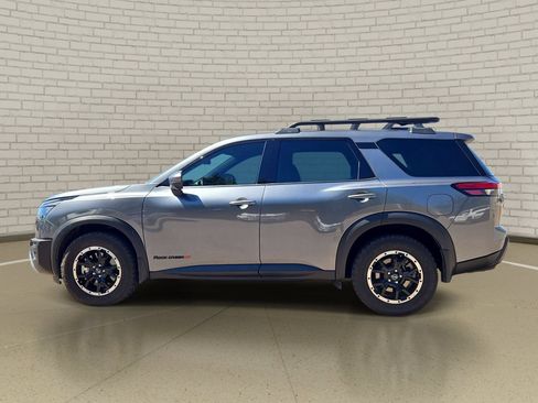 Used 2024 Nissan Pathfinder Rock Creek AWD/4WD image 8