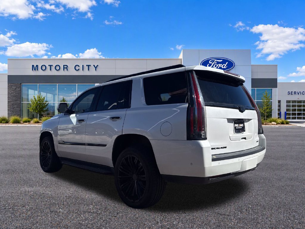 Used 2019 Cadillac Escalade Luxury RWD image 6