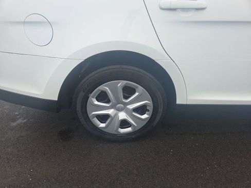 Used 2016 Ford Taurus Police Interceptor image 7