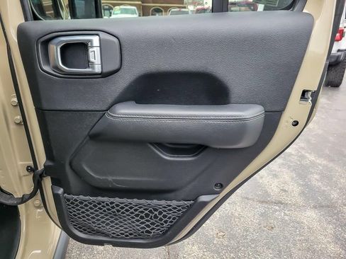 Used 2022 Jeep Wrangler Unlimited Rubicon 4xe w/ Cold Weather Group image 21