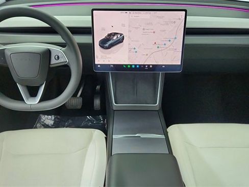 Used 2026 Tesla Model Y Long Range image 34