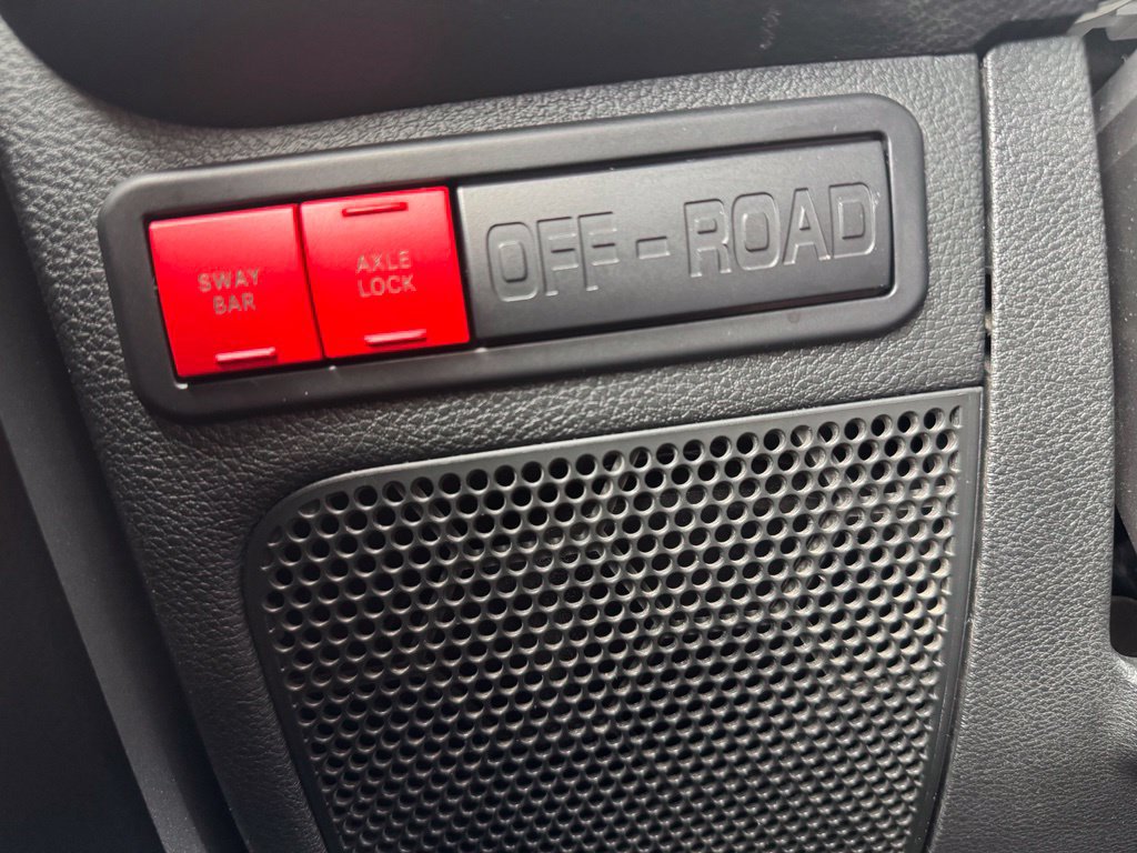 Used 2015 Jeep Wrangler Unlimited Rubicon AWD/4WD image 27
