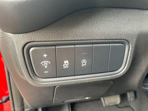 Used 2023 Kia Soul LX w/ LX Technology Package image 17