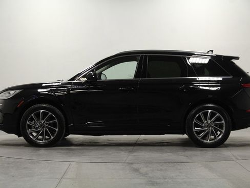 Used 2024 Lincoln Corsair Grand Touring image 7