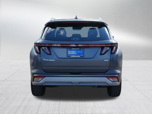 Certified 2025 Hyundai Tucson Limited AWD/4WD image 6