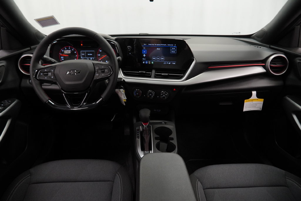 New 2026 Chevrolet Trax RS w/ Driver Confidence Package FWD image 3