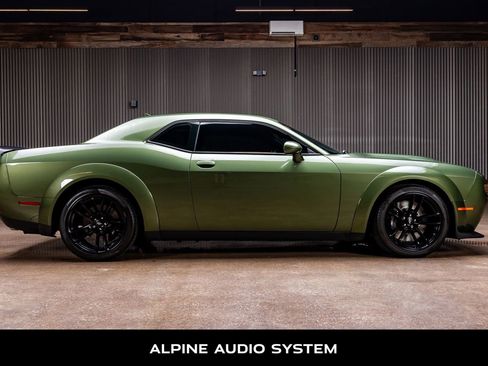 Used 2022 Dodge Challenger R/T Scat Pack RWD image 10