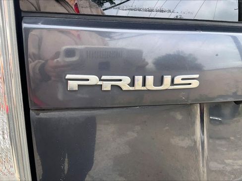 Used 2012 Toyota Prius Three FWD image 29