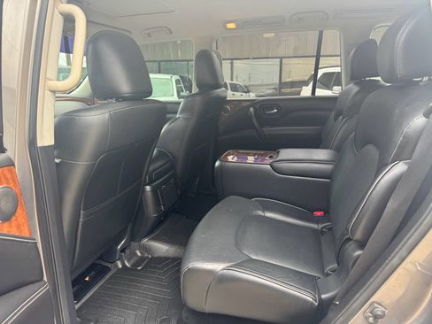 Used 2019 INFINITI QX80 Luxe AWD/4WD image 16