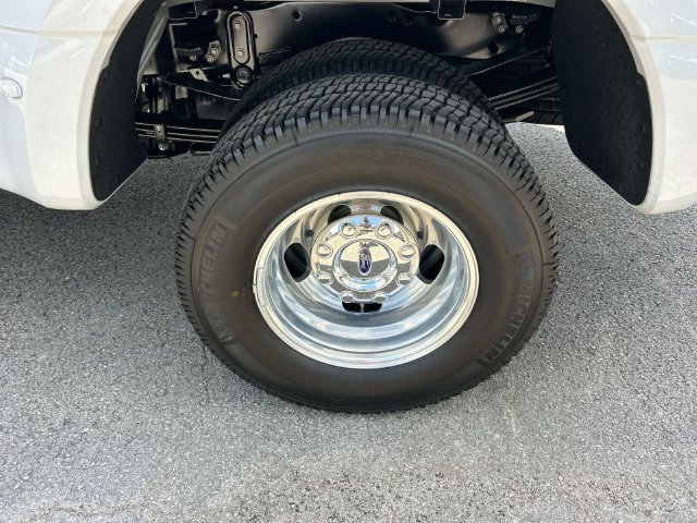 New 2026 Ford F350 Lariat w/ Lariat Ultimate Package AWD/4WD image 12