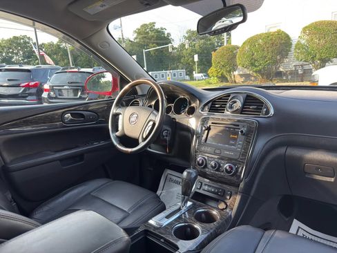 Used 2013 Buick Enclave Leather AWD/4WD image 31