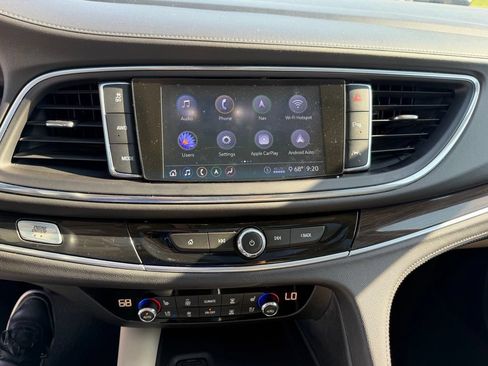 Used 2020 Buick Enclave Premium w/ Sun and Sites Package AWD/4WD image 19