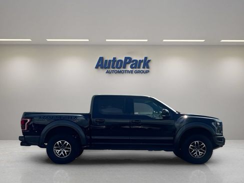 Used 2017 Ford F150 Raptor w/ Equipment Group 802A Luxury AWD/4WD image 8