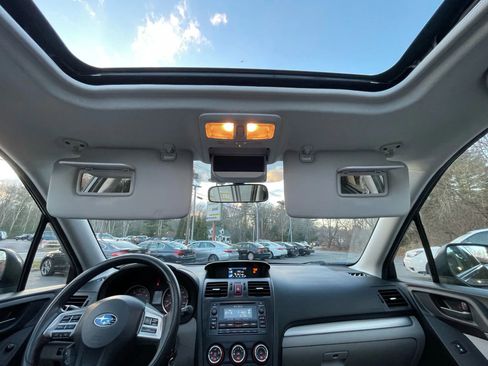 Used 2015 Subaru Forester 2.5i Premium w/ All-Weather Package image 28