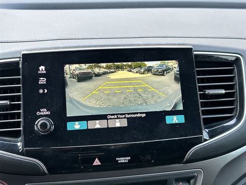Used 2022 Honda Pilot Sport image 22