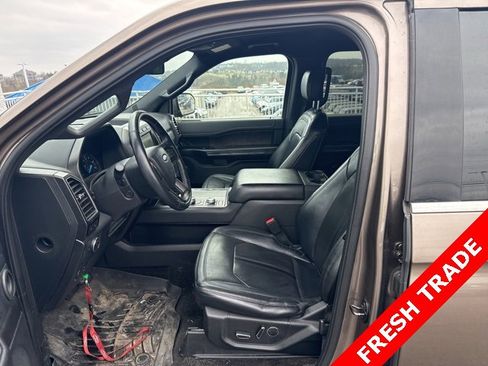 Used 2018 Ford Expedition Limited image 6