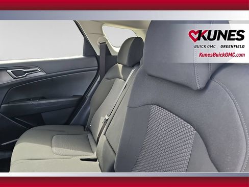 Used 2026 Kia Sportage LX FWD image 17
