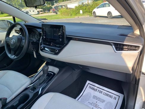 Used 2021 Toyota Corolla L w/ Carpet Mat Package (TMS) FWD image 23