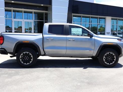 New 2026 GMC Canyon AT4 AWD/4WD image 10