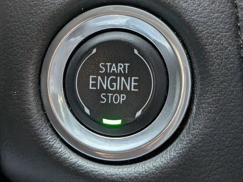 Used 2024 Chevrolet Tahoe LT RWD image 30