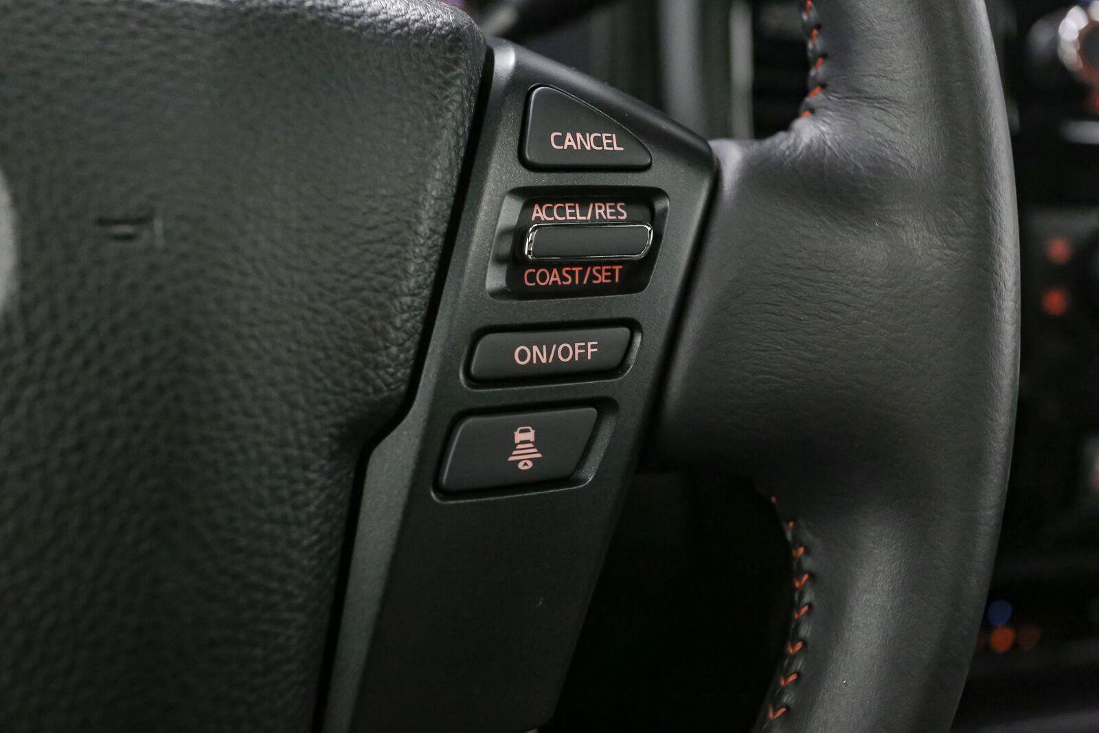 Used 2021 Nissan Titan PRO-4X w/ Pro-4x Convenience Package AWD/4WD image 37
