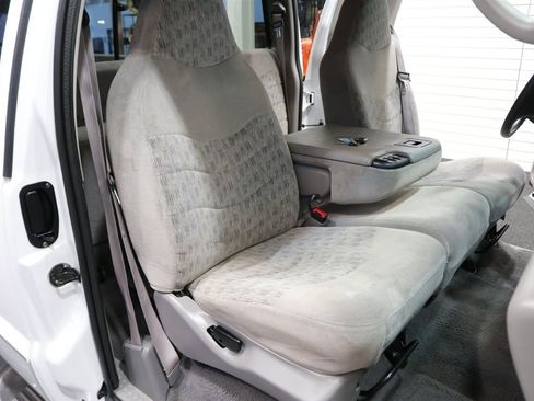 Used 2000 Ford F350 XLT image 17