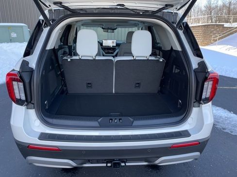 New 2026 Ford Explorer Platinum image 68